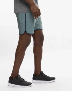 TravisMathew Shorts><noscript><img width=