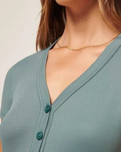 TravisMathew Shirts & Tops><noscript><img width=