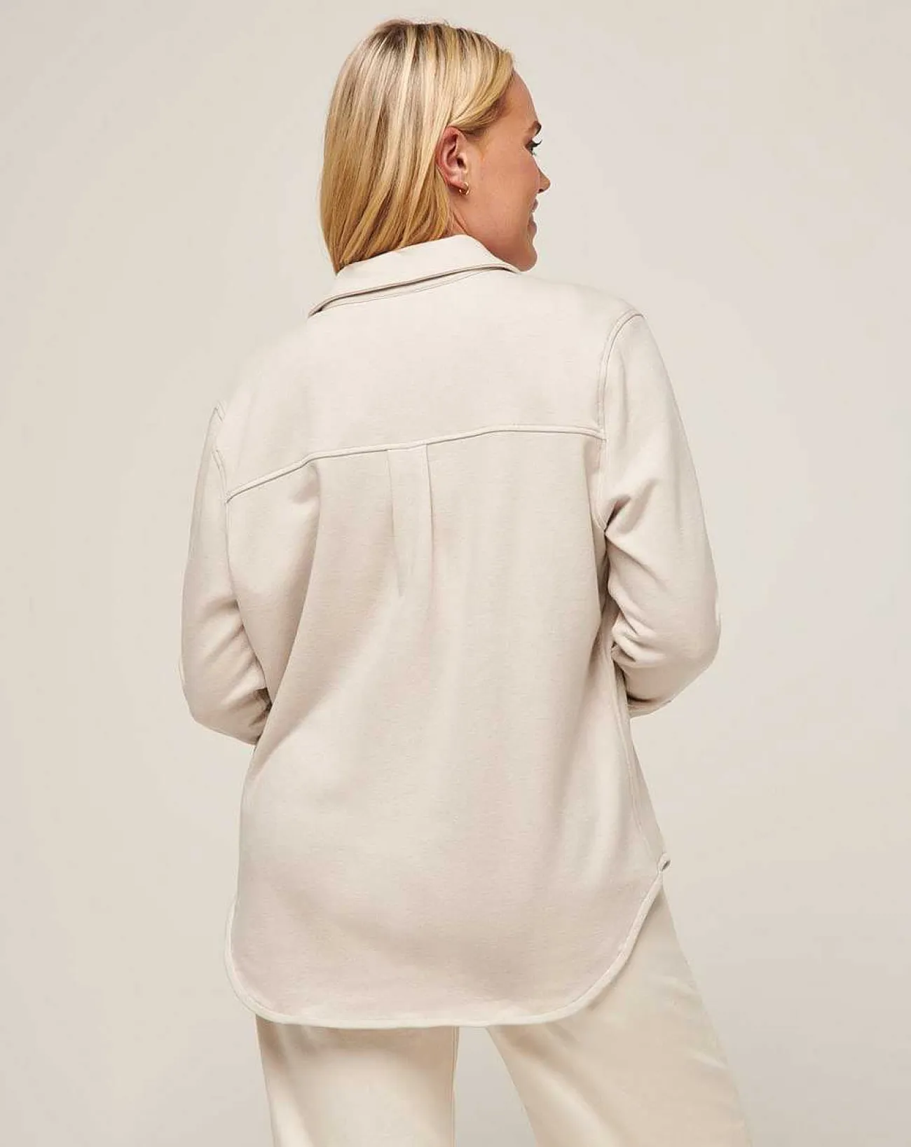 TravisMathew Shirts & Tops>Cloud Fleece Shacket
