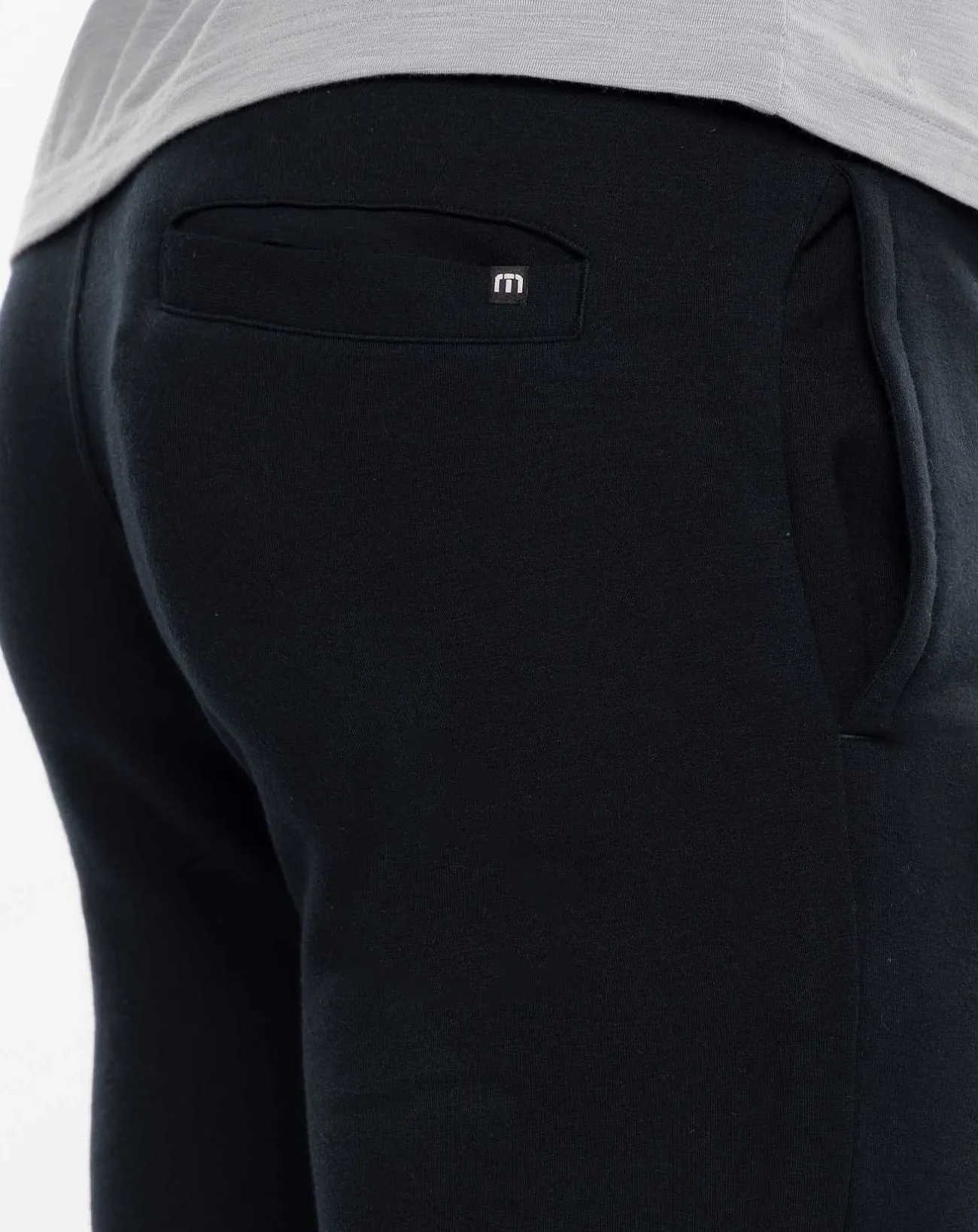 TravisMathew Shorts>Cloud Short 8In
