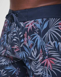 TravisMathew Shorts><noscript><img width=