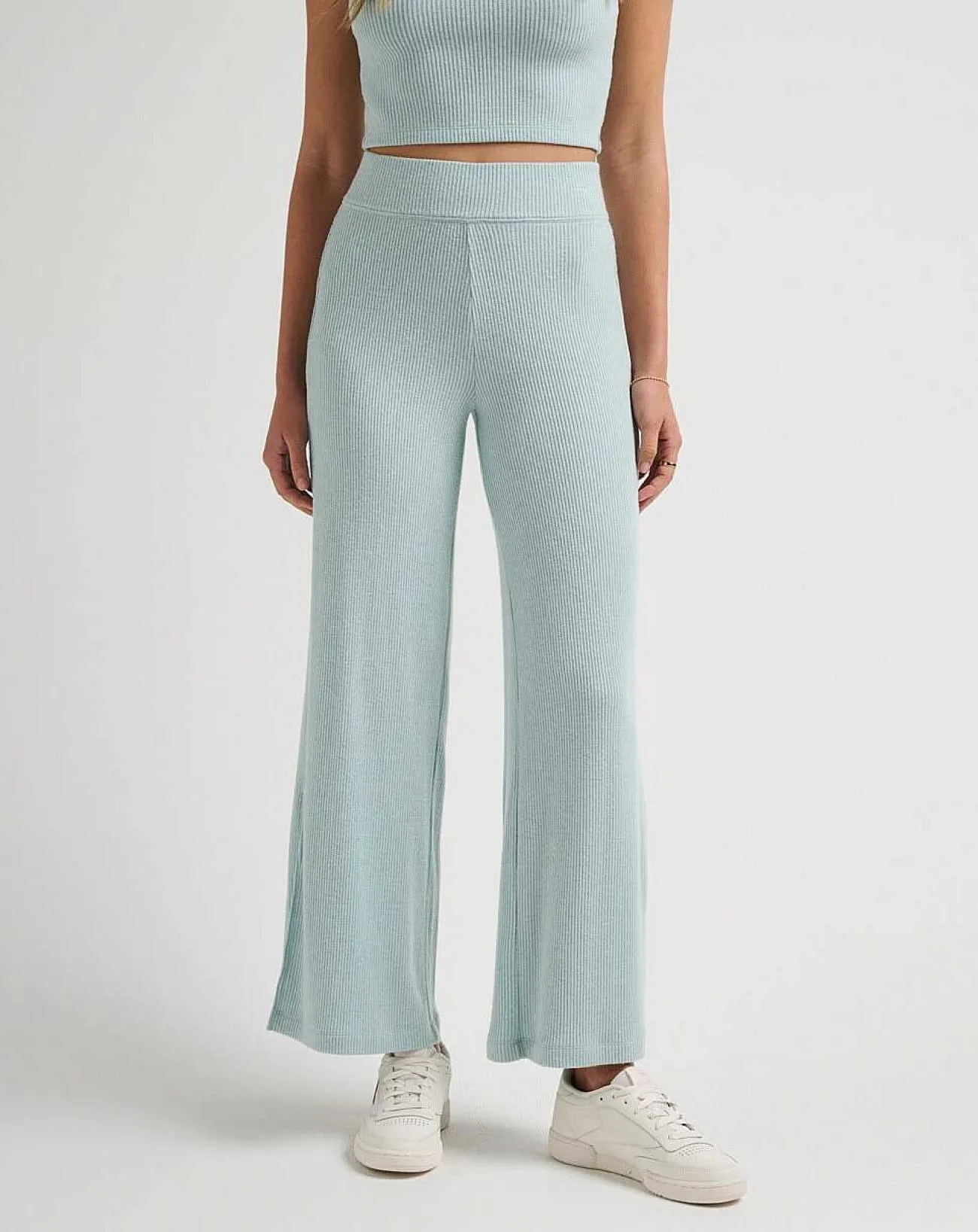TravisMathew Pants>Evening Retreat Wide Rib Pant