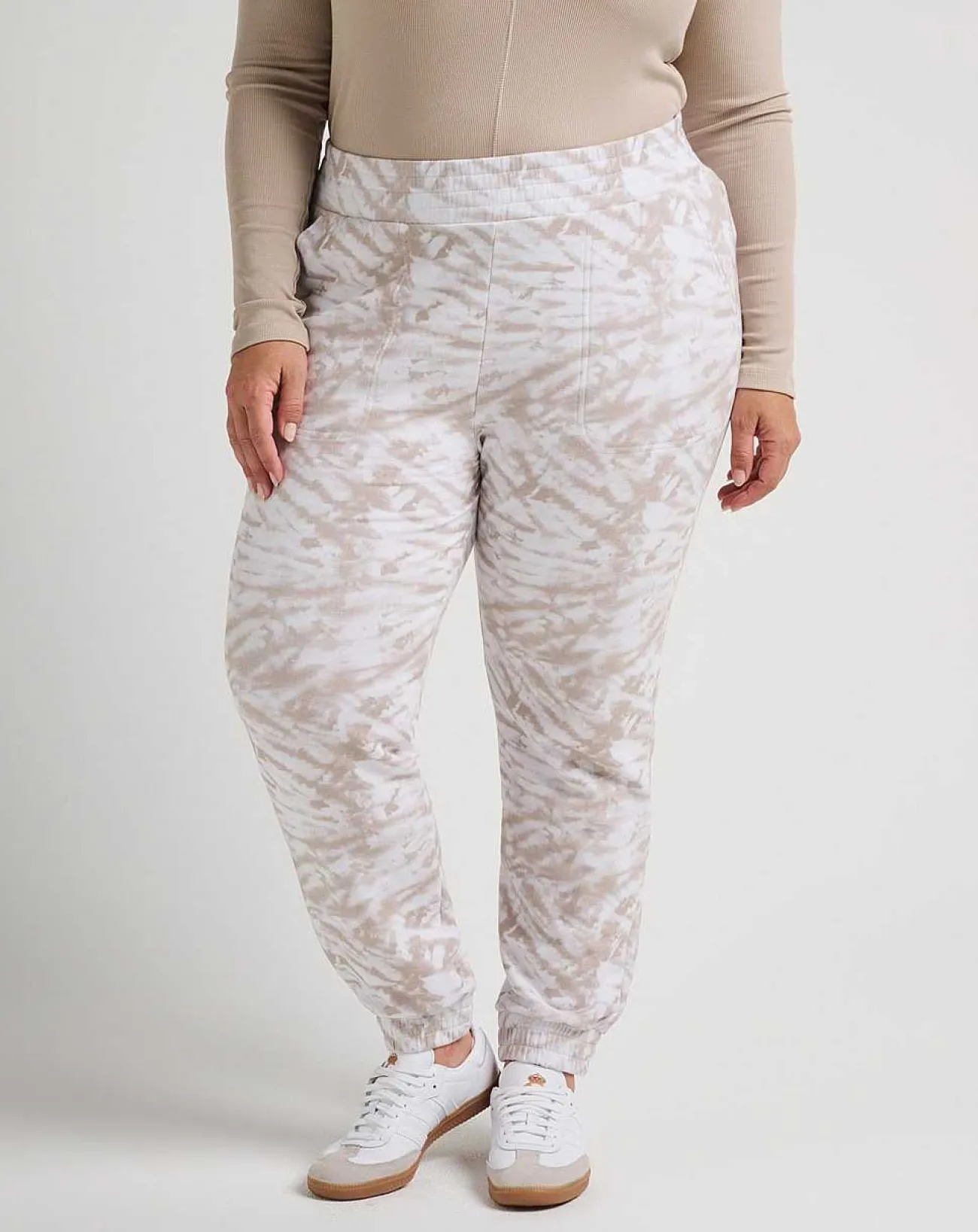 TravisMathew Pants>Flora And Fauna Cloud Fleece Jogger