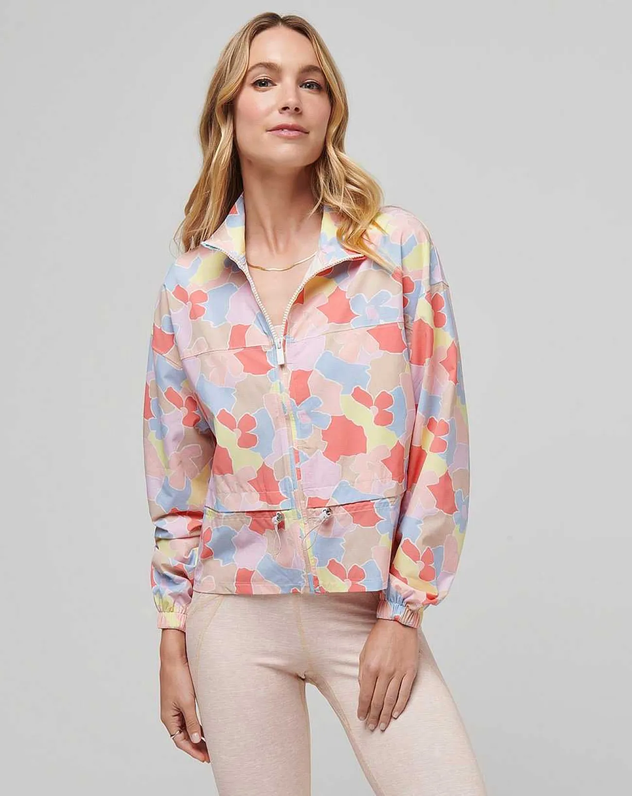TravisMathew Jackets>Girls Weekend Tech Woven Jacket