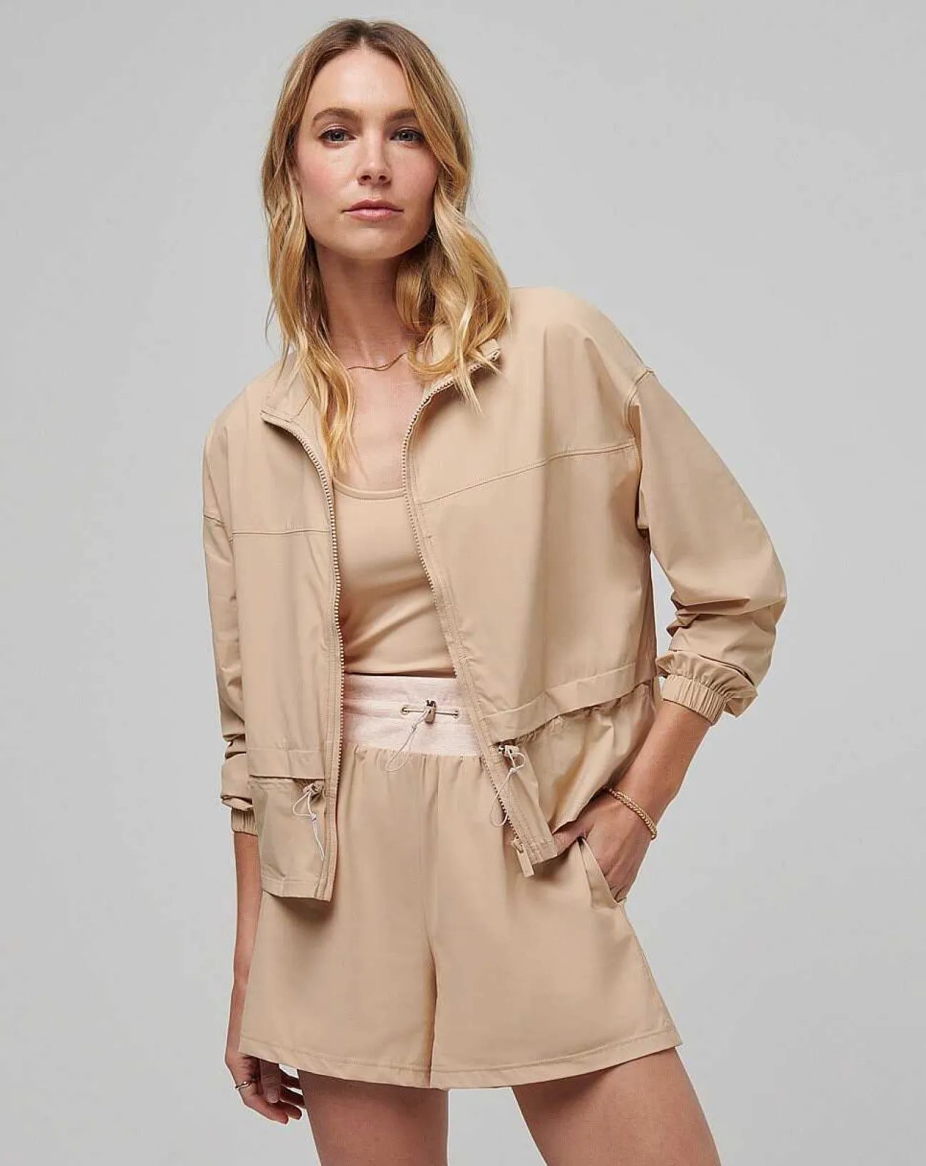 TravisMathew Jackets>Girls Weekend Tech Woven Jacket