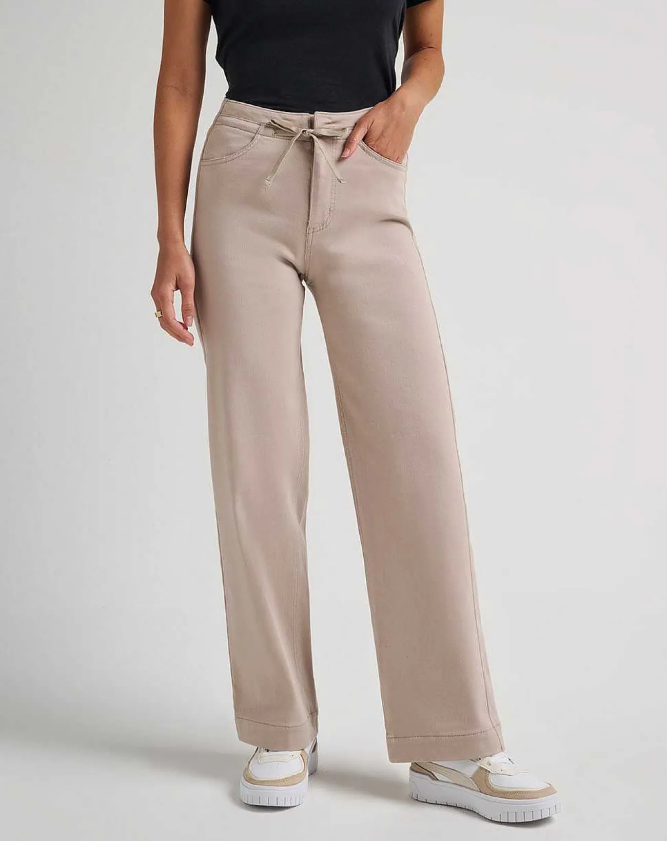 TravisMathew Pants>Marina Mornings Twill Denim Pant