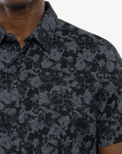 TravisMathew Button-Ups><noscript><img width=