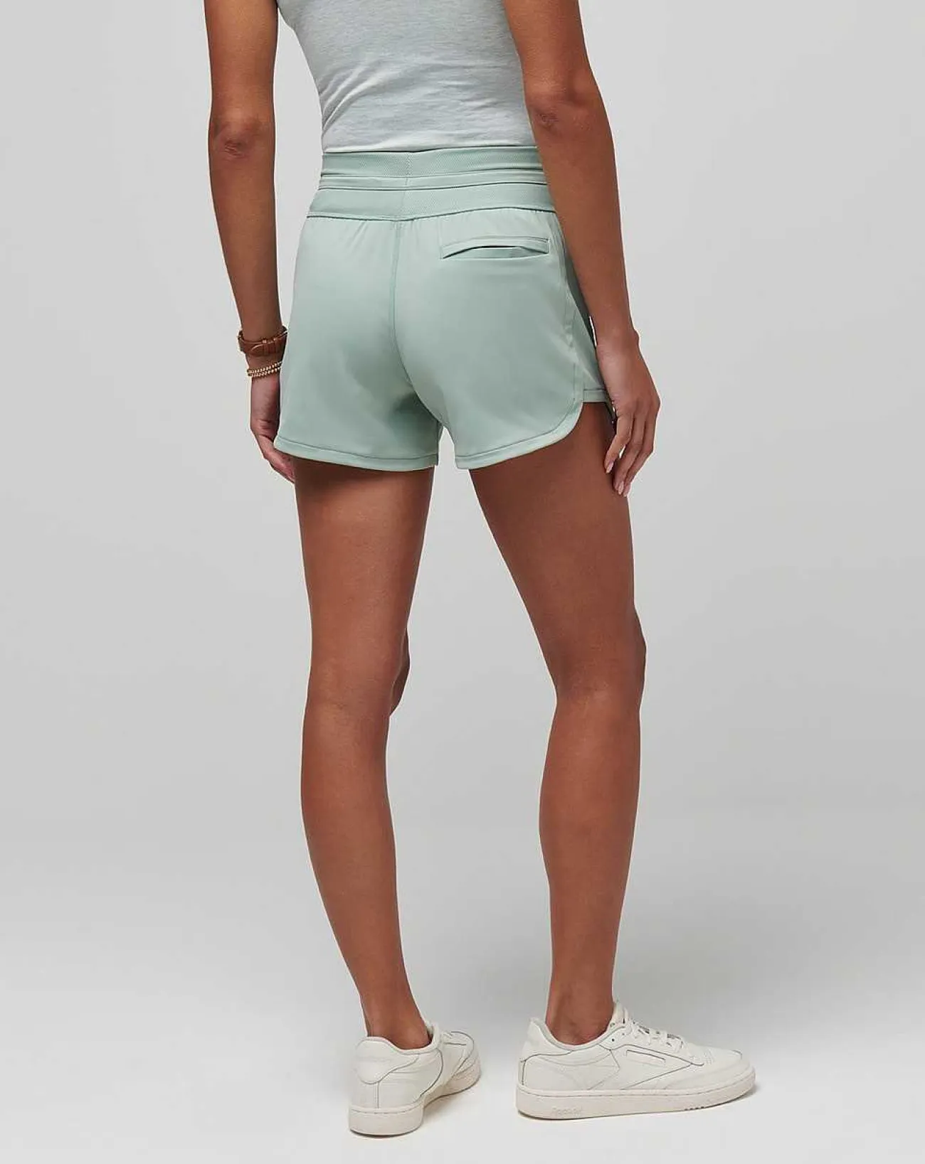 TravisMathew Shorts>Moveknit Tie Short