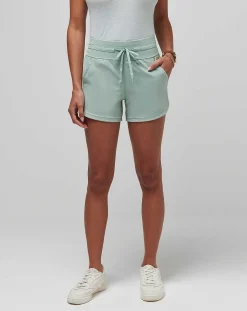 TravisMathew Shorts><noscript><img width=