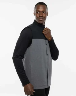 TravisMathew Outerwear><noscript><img width=