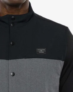 TravisMathew Outerwear><noscript><img width=