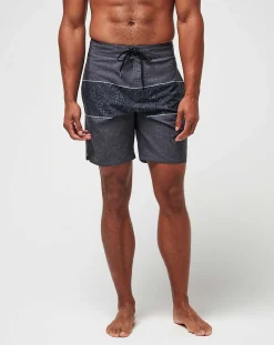 TravisMathew Shorts>Olo Boards Boardhort