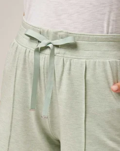 TravisMathew Shorts><noscript><img width=