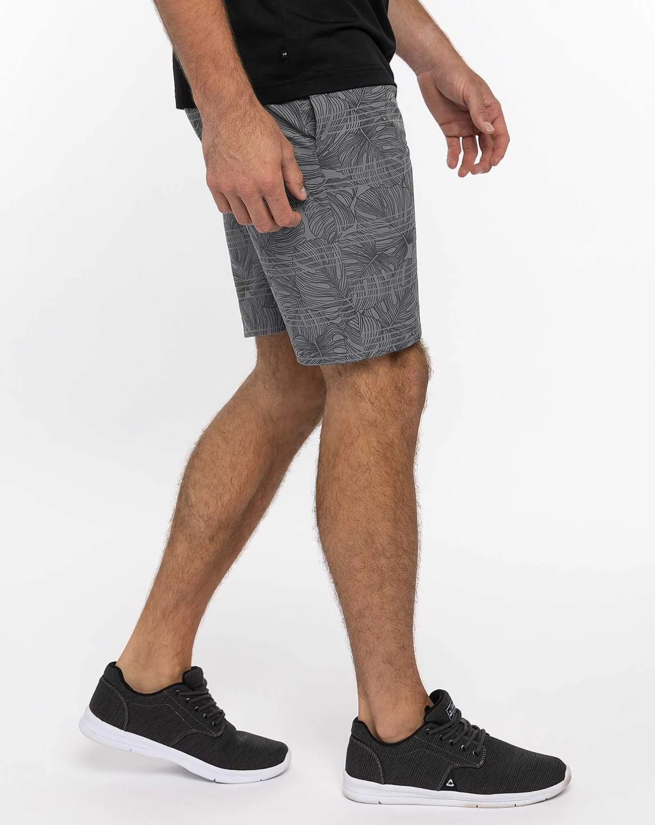 TravisMathew Shorts>Splash Zone Short 9In