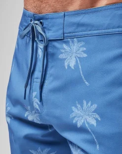 TravisMathew Shorts><noscript><img width=