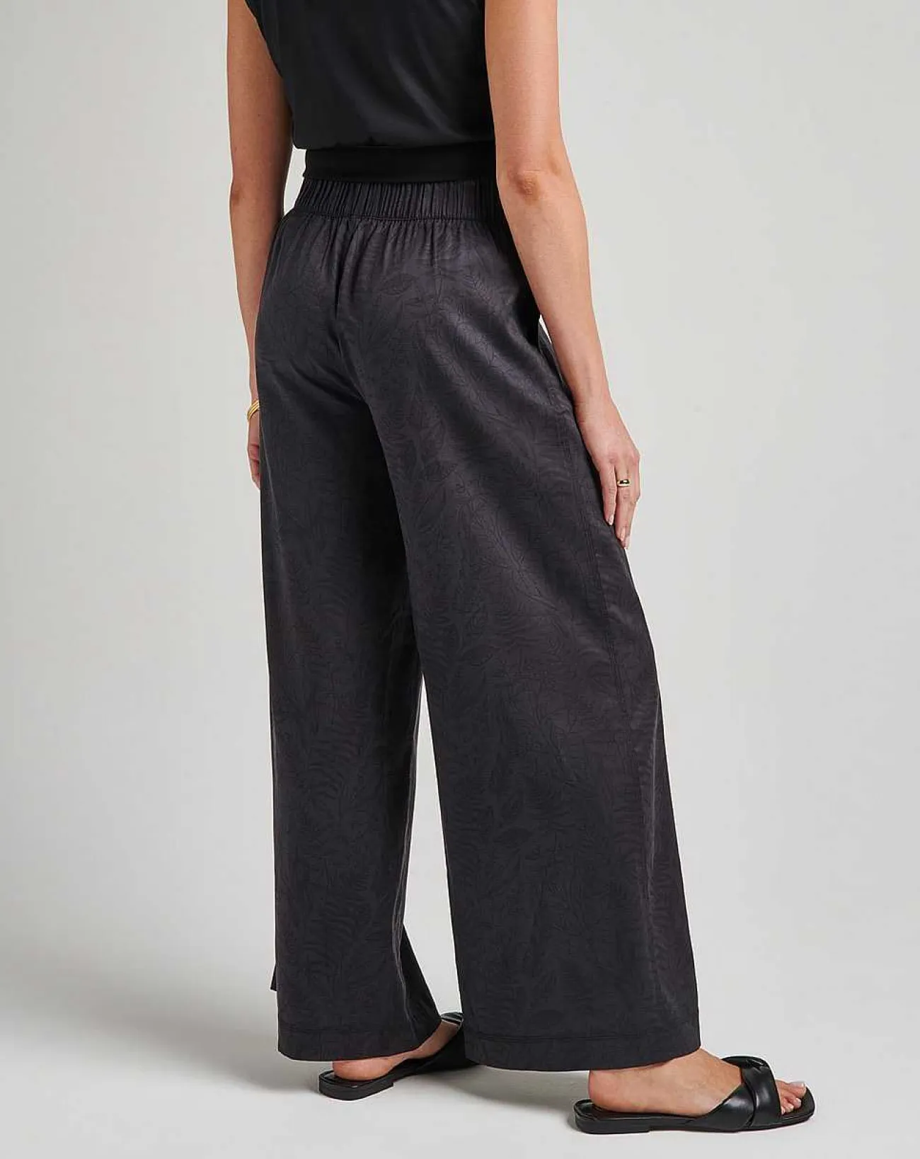 TravisMathew Pants>Two Night Stay Pant