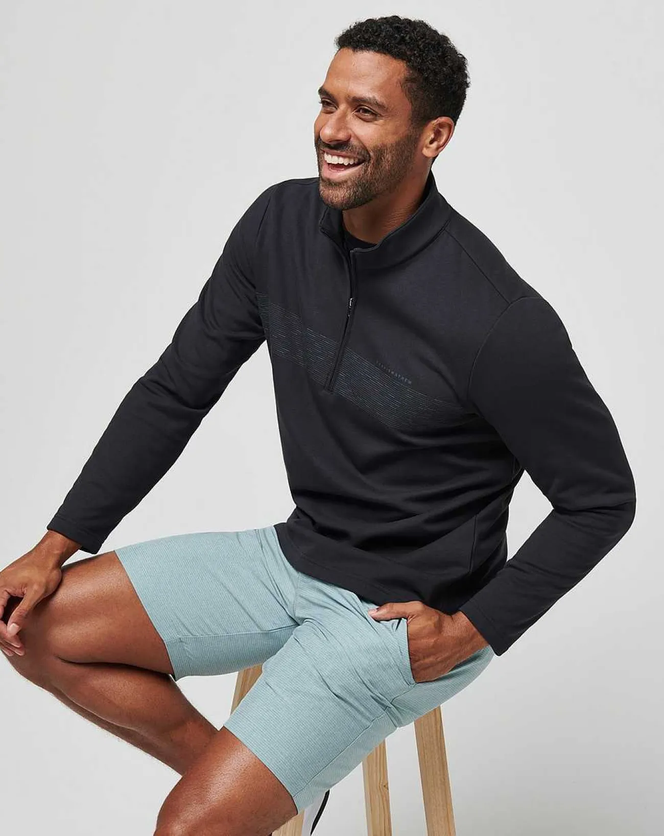 TravisMathew Quarter Zips>Upgraded Chest Stripe Quarter Zip