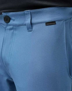 TravisMathew Shorts><noscript><img width=