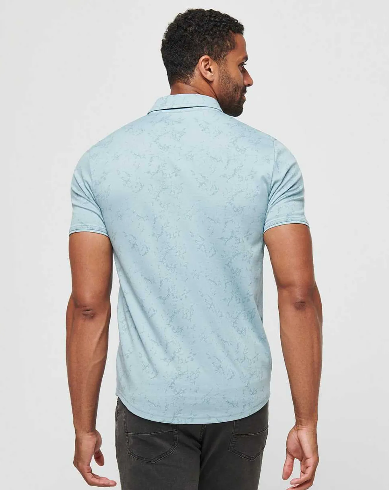 TravisMathew Polos>Warmer Tides Scoop Polo
