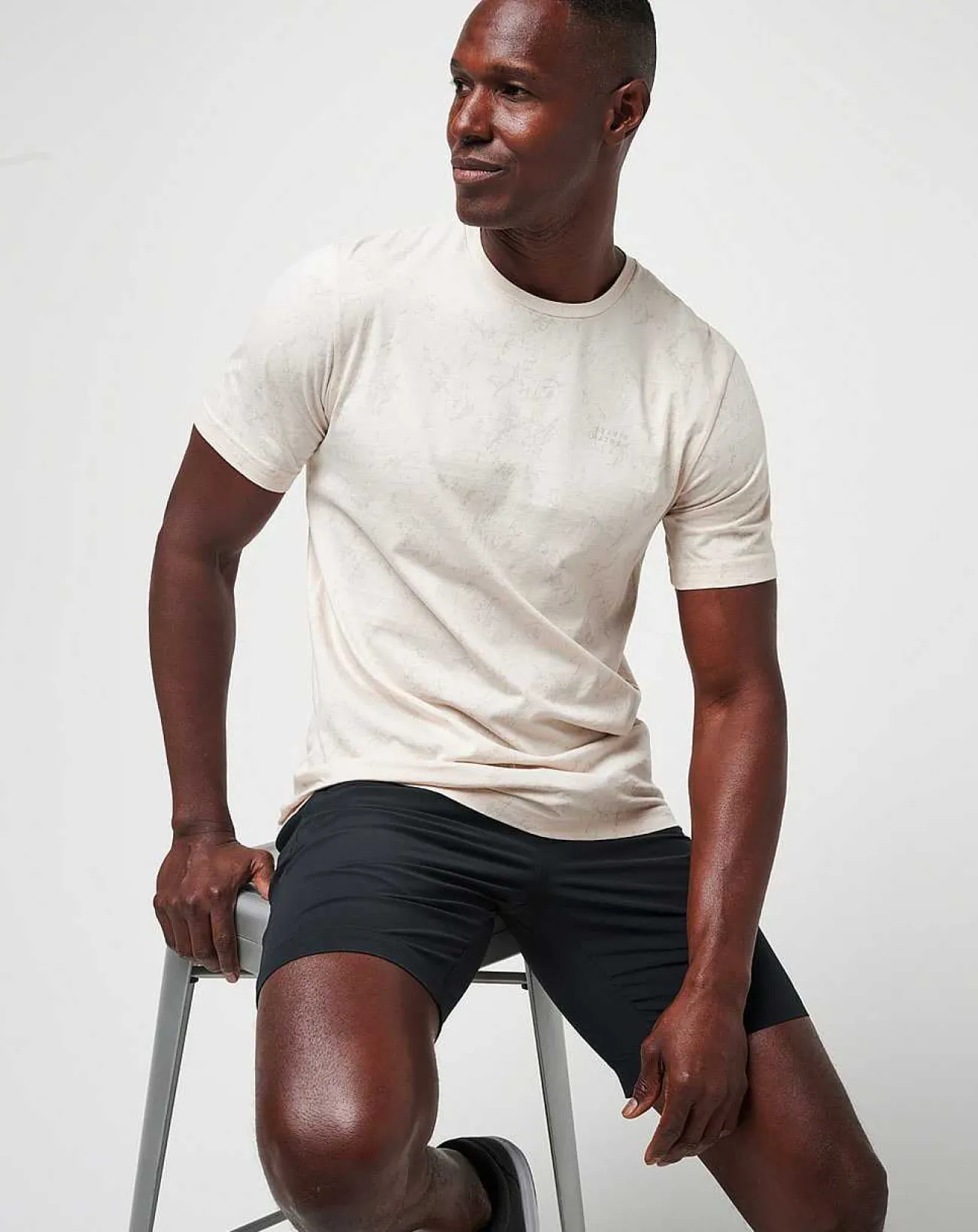 TravisMathew Tees>Warmer Tides Tee