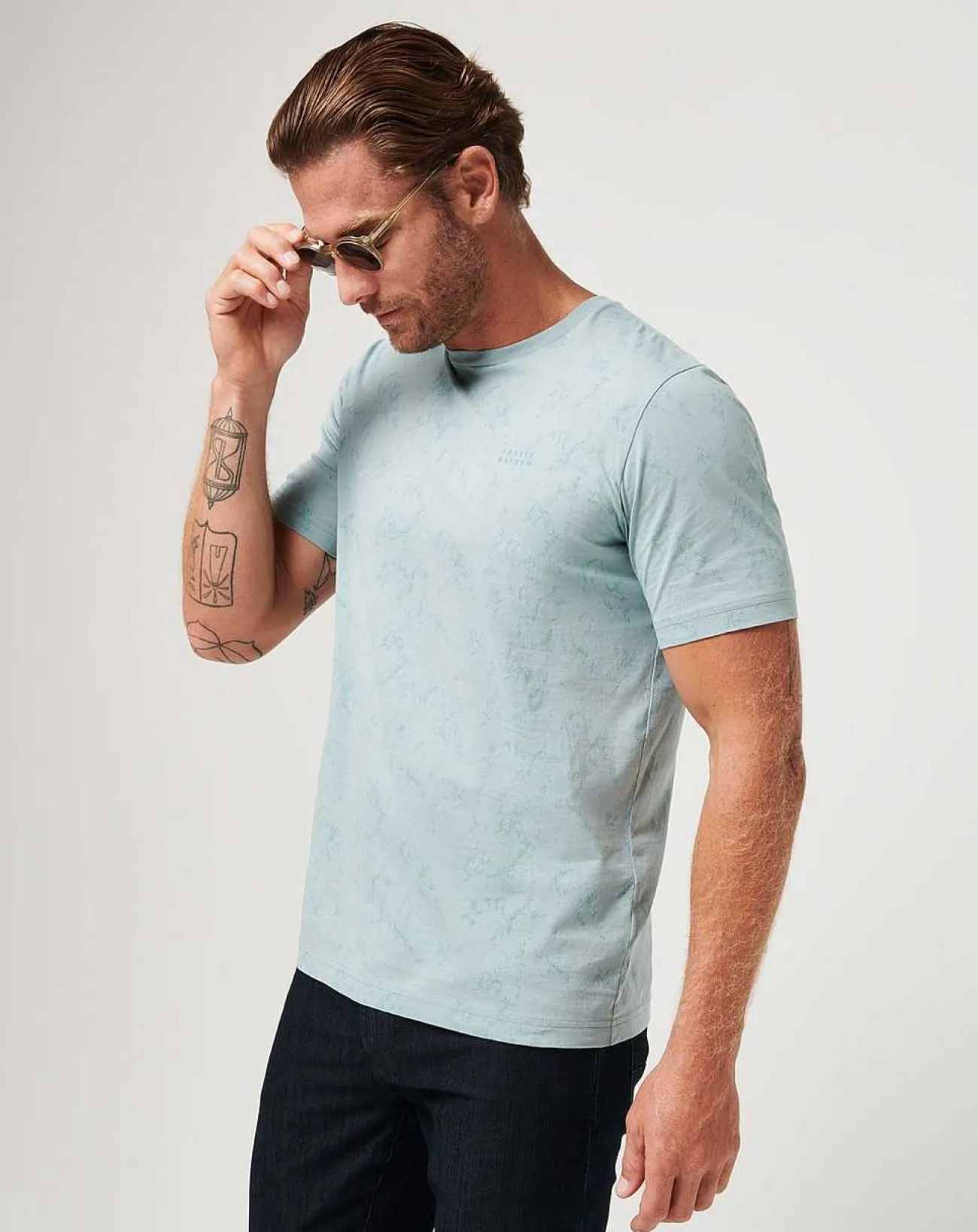 TravisMathew Tees>Warmer Tides Tee
